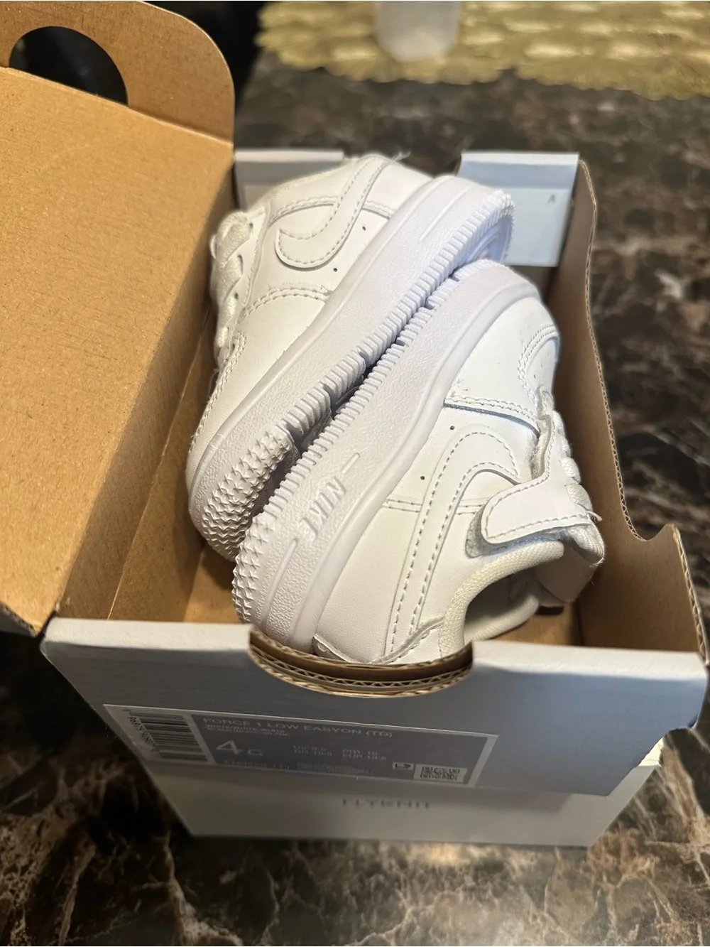 Nike Force 1 Low Easyon Kids' White Low-Top Sneakers